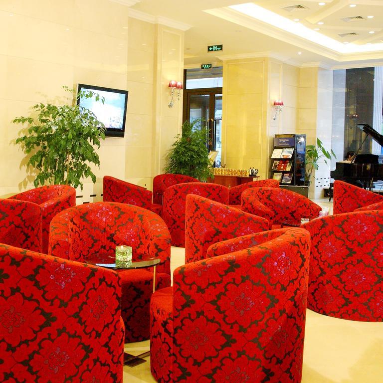 Shenyang Rich Gate Hotel Екстериор снимка