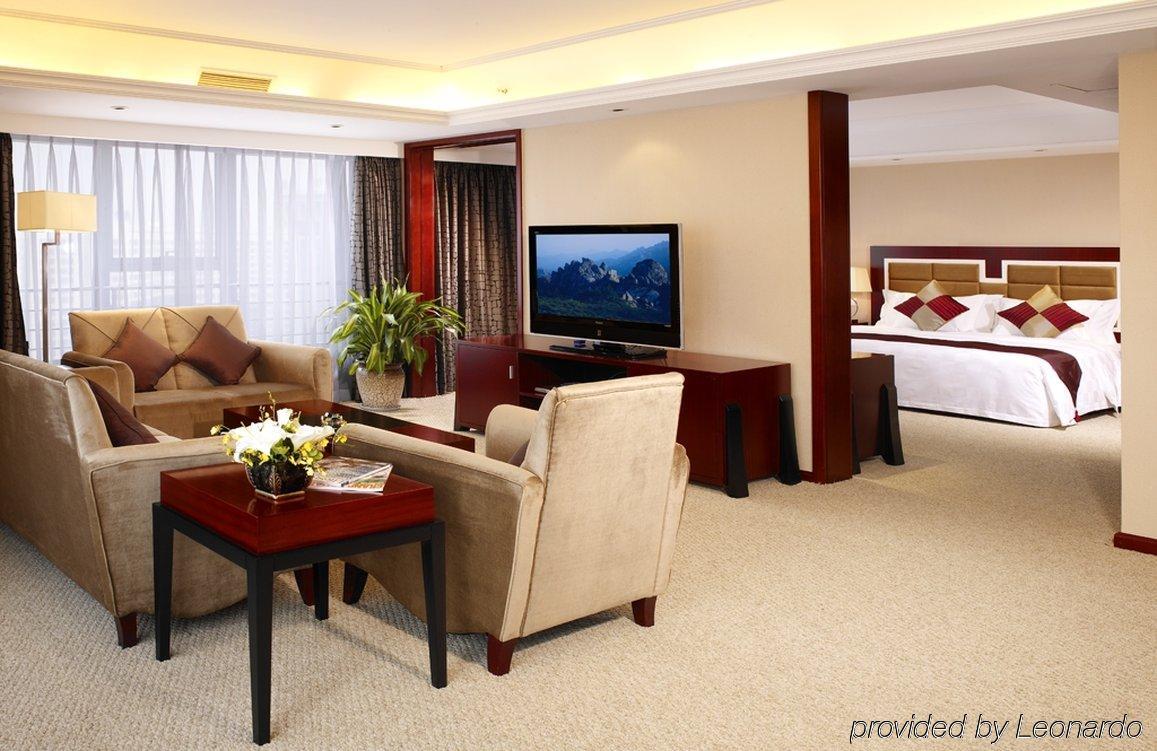 Shenyang Rich Gate Hotel Стая снимка
