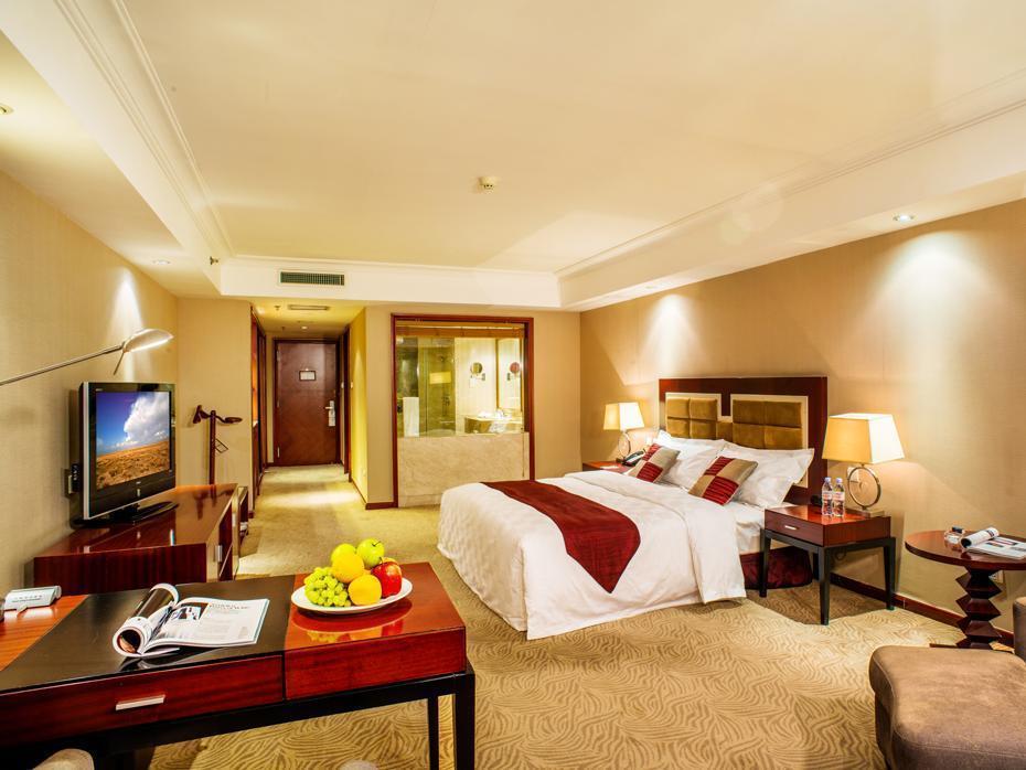 Shenyang Rich Gate Hotel Екстериор снимка