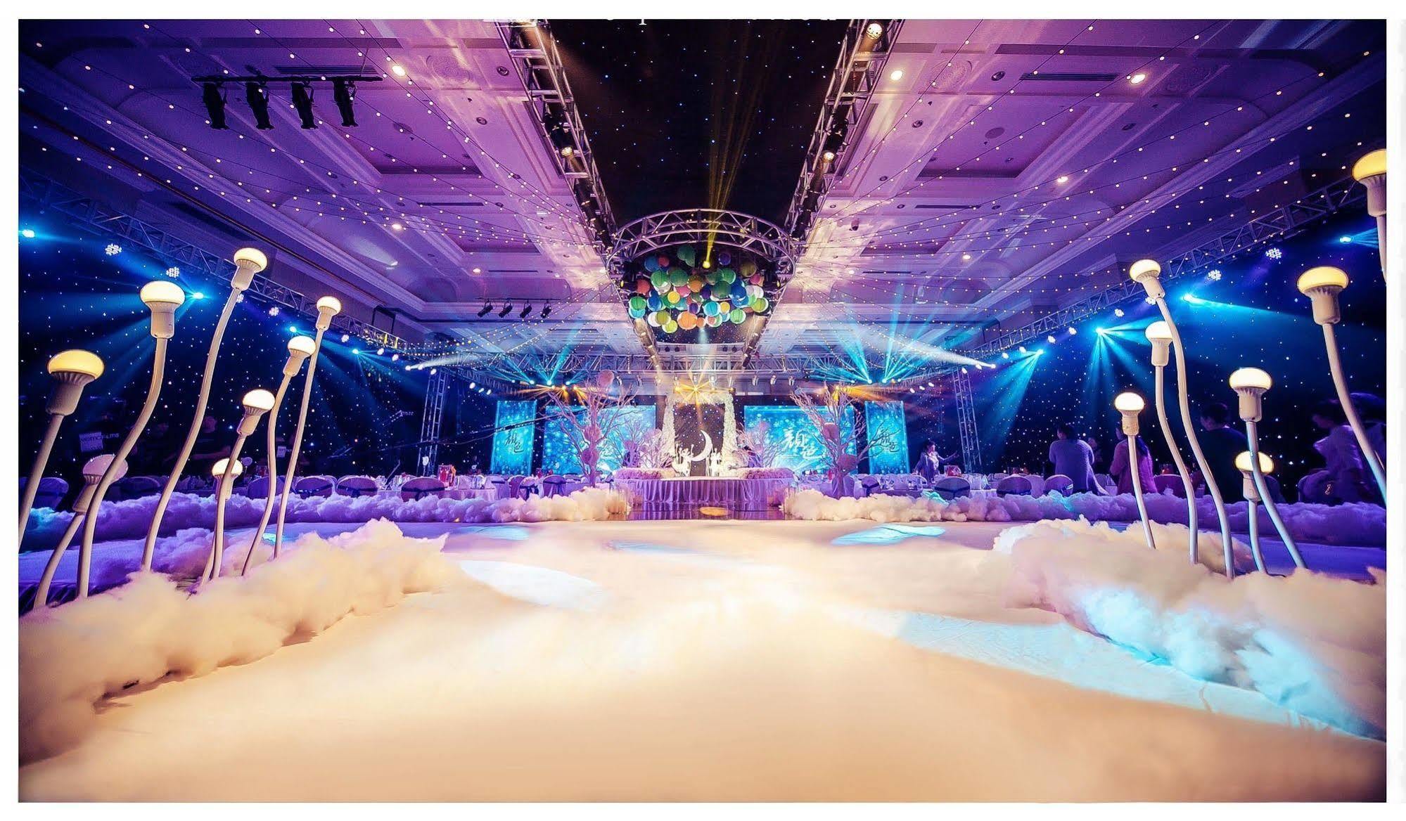 Shenyang Rich Gate Hotel Екстериор снимка